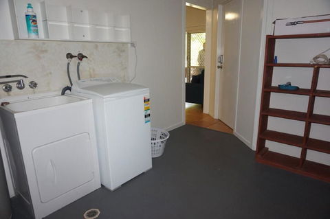 11 Bomburra Court Rainbow Beach Comfortable Beach House Plenty Of Boat Parking - Grafton Accommodation 2
