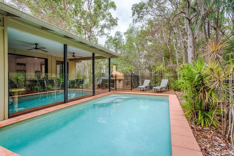 8 Ibis Court Rainbow Shores Swimming Pool Walk To Beach Executive Beach House - Grafton Accommodation 3
