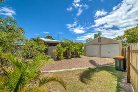 Affordable Holiday Home - Grafton Accommodation 5