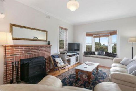 Grace Cottage - Grafton Accommodation 7