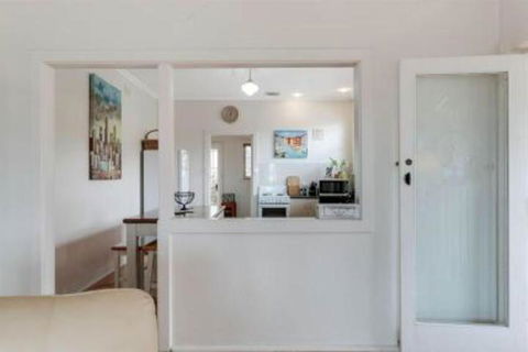 Grace Cottage - Grafton Accommodation 2