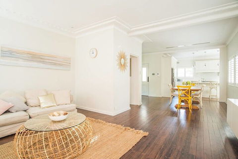 Ultimate Sandringham Beach Front Luxury House - Grafton Accommodation 5