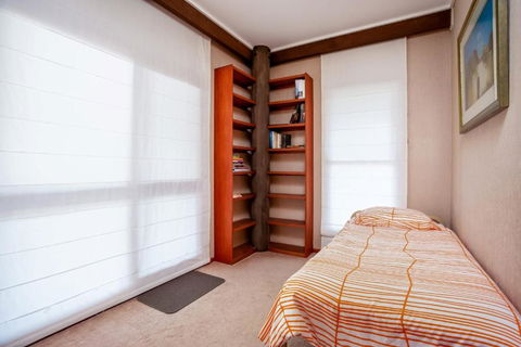 41 Carlo Circle Rainbow Beach Huge Beach House With Room For Everyone - Grafton Accommodation 4