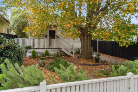 Amber Cottage Luxury Seaside Retreat With Outdoor Spa! - Grafton Accommodation 6