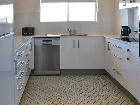 Albert Court 8 - Grafton Accommodation 3