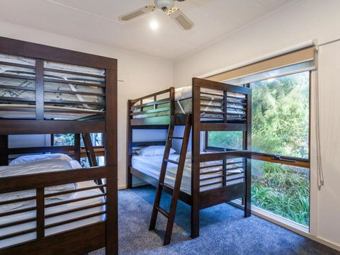 OCEANS 12 ANGLESEA - Grafton Accommodation 1