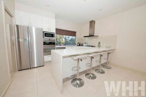 Adelphi Views On Luton Woodlands - Grafton Accommodation 3