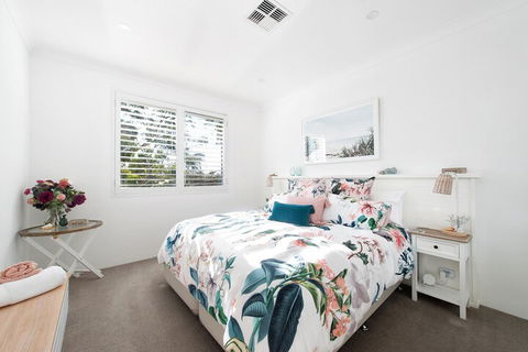 Arabella Stylish Seaside Sanctuary With Views - Grafton Accommodation 6