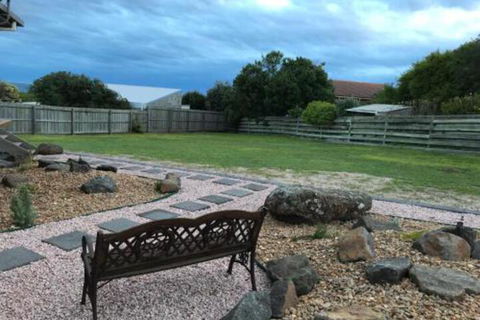 OCEAN BREEZE - Grafton Accommodation 0