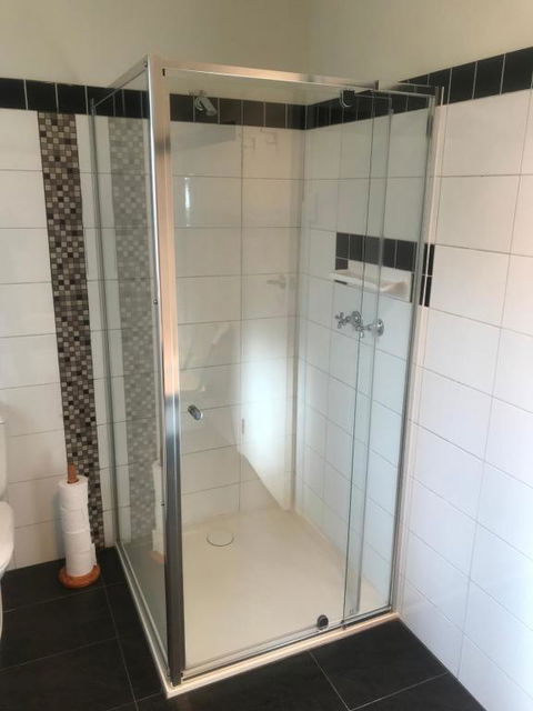 OCEAN VIEWS - Grafton Accommodation 1