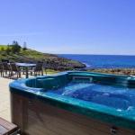 Aqua Views Over Jones Beach - Grafton Accommodation 0