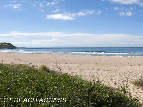Isthmus On Jones Beach - Grafton Accommodation 5