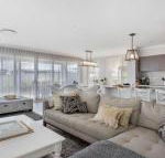 House on the Hill inspired coastal Hamptons vibe - Grafton Accommodation