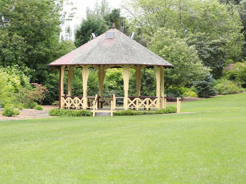Old Bank Stables 3 Night Weekends For Price Of 2 - Grafton Accommodation 1