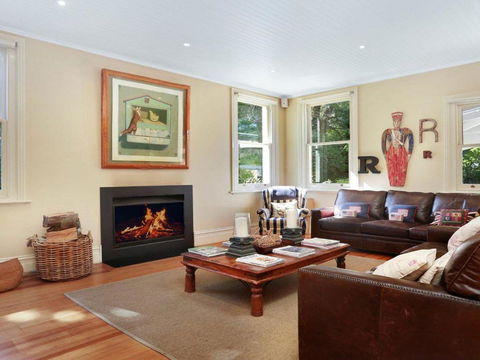 Redcourt Est 1904: Southern Highlands Elegance - Grafton Accommodation 4
