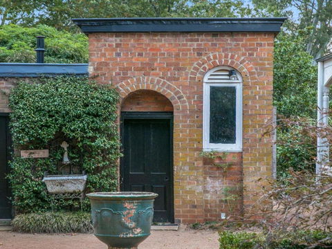 Redcourt Est 1904: Southern Highlands Elegance - Grafton Accommodation 5