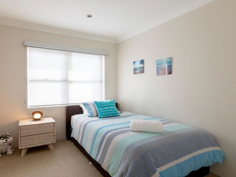Shore To Please Comfort Cafes & Beaches - Grafton Accommodation 2