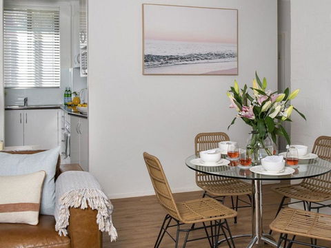 St Tropez Beachside Luxe - Grafton Accommodation 2