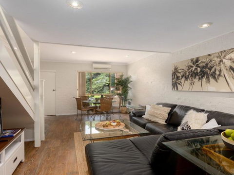 Tehidy Townhouse Translation A Place Of Retreat - Grafton Accommodation 6