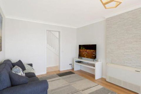 31 McMillan Crescent - Grafton Accommodation 7