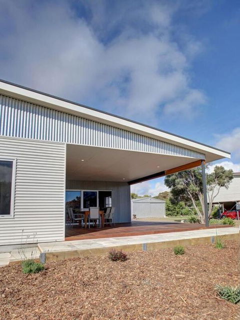 Grey On The Bay - Grafton Accommodation 5
