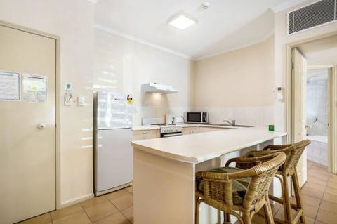 A Taste Of The Tropics - Grafton Accommodation 1