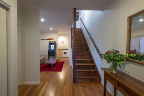 Papaya House - Grafton Accommodation 5