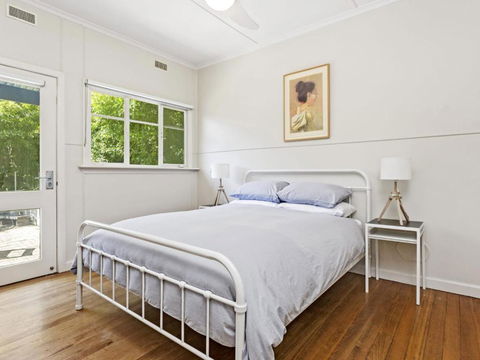 KIMBERLEY McCRAE - Grafton Accommodation 2