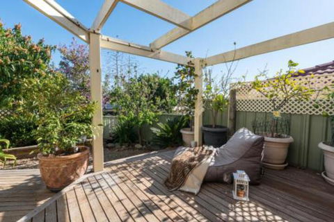 ULTRA SPACIOUS STYLISH HOME In PRESTONS SYDNEY - Grafton Accommodation 5