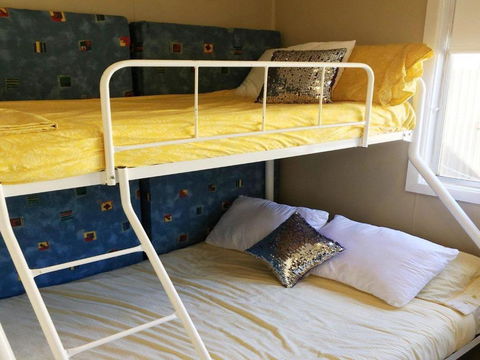 Callala Sun Modern & Functional - Grafton Accommodation 4