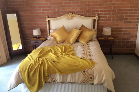 Dunolly Broadway B&B - Grafton Accommodation 1