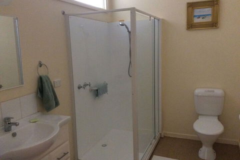 Dunolly Broadway B&B - Grafton Accommodation 6