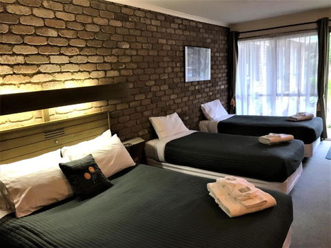 Eildon Lake Motel - Grafton Accommodation 6