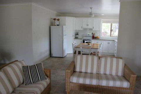 2 51 Carlo Road Rainbow Beach Pets Welcome Air Conditioning Walk To The Shops - Grafton Accommodation 2