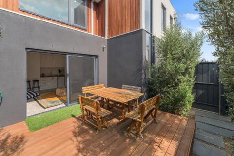 Capel Sound Beachside Luxury - Grafton Accommodation 5