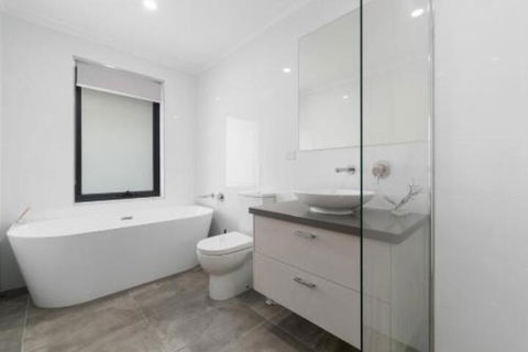 Capel Sound Beachside Luxury - Grafton Accommodation 4