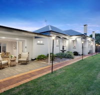 Nell's Place - Grafton Accommodation