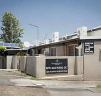 The Roundabout Inn - Grafton Accommodation