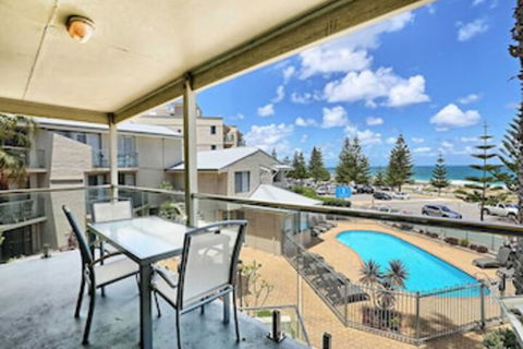 Scarborough Beach Front Resort - Shell 7 - Grafton Accommodation 0