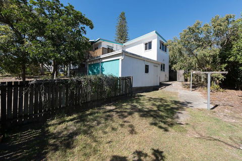 Heart Of Peregian, 19 Piper Street, Peregian Beach, Noosa Area - Grafton Accommodation 1