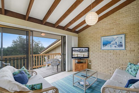 Galleries 3 - 3/28 Peregian Esplanade - Grafton Accommodation 6
