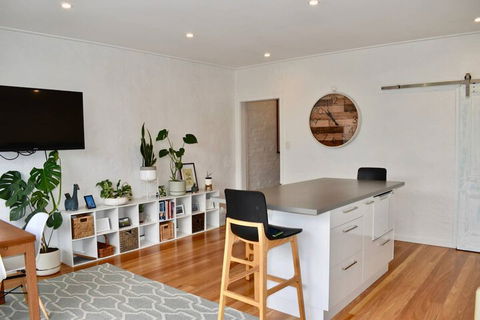 Charming Terrace House On Tree Lined Street - Grafton Accommodation 7
