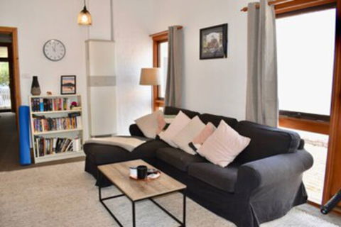 Charming Terrace House On Tree Lined Street - Grafton Accommodation 0