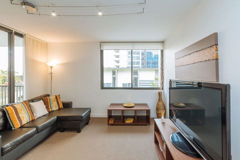 Airtrip Apartment On Merivale St - Grafton Accommodation 1