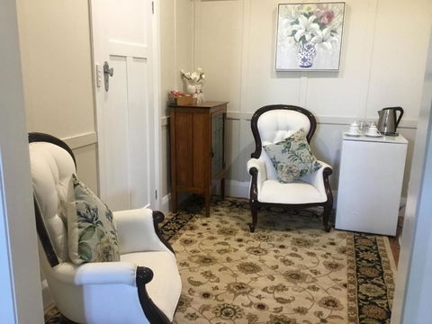 Araluen Historic House Deluxe Room - Grafton Accommodation 6