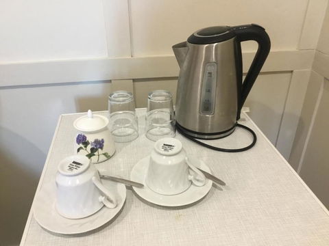 Araluen Historic House Deluxe Room - Grafton Accommodation 2