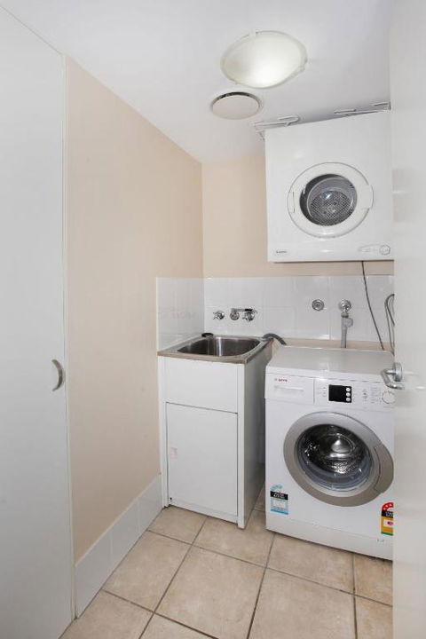 Unit 3 On The Park Coolum Beach - Grafton Accommodation 3