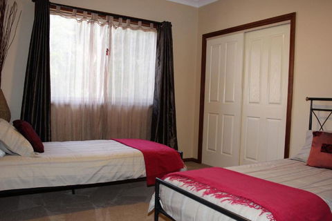 SERENITY - Grafton Accommodation 4