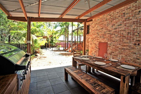 SERENITY - Grafton Accommodation 5