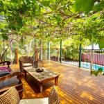 SERENITY - Grafton Accommodation 0